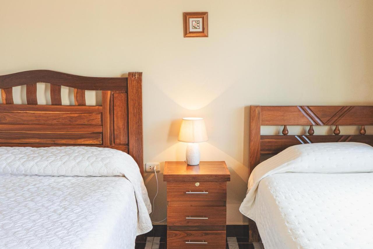 Hostal Dinosaurio Torotoro Luaran gambar